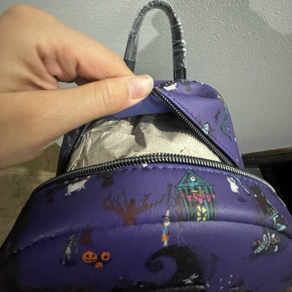 Super cute Disney xNightmare before Christmas mini backpack - Picture 2 of 6